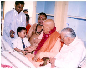 Pujya Prakashanand Ji