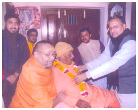 Pujya Prakashanand Ji